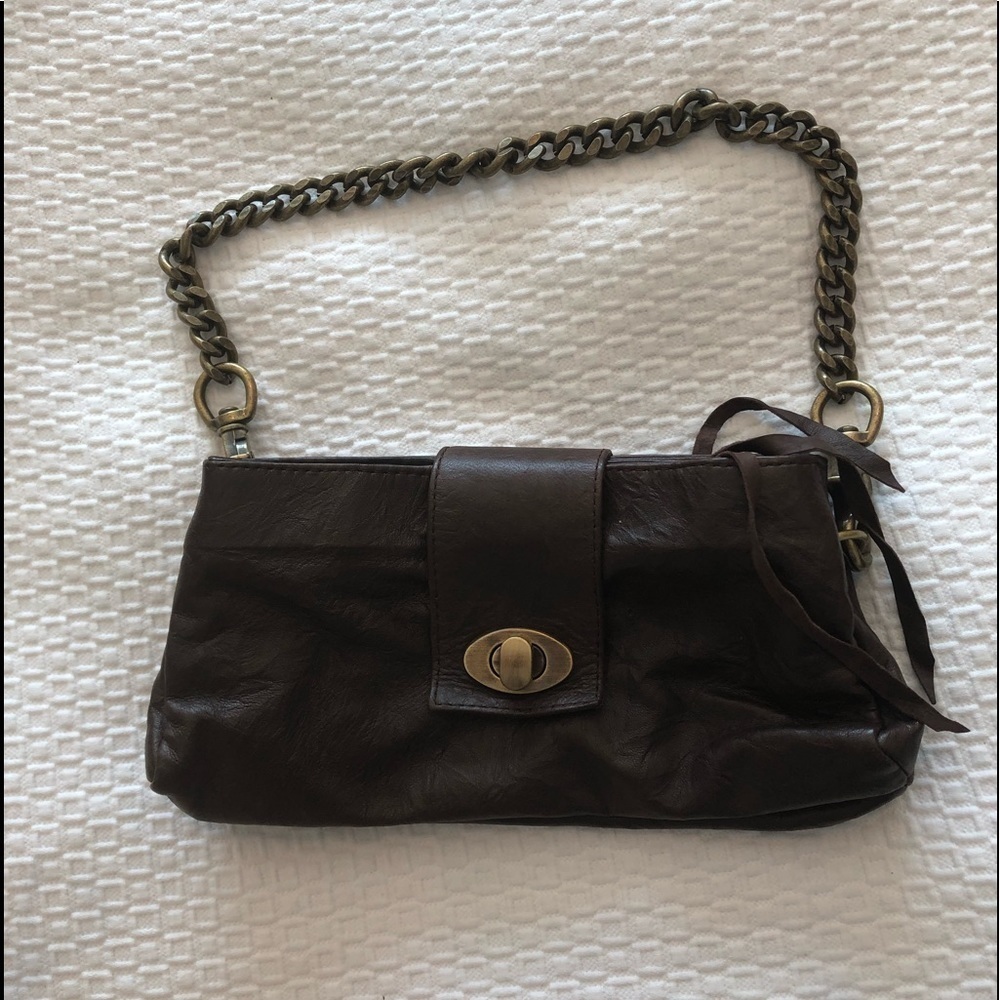 Lesa Wallace Chain Shoulder Purse